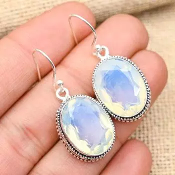 Восхитительный молочный опал, драгоценный камень, ювелирные изделия ручной работы из стерлингового серебра 925 пробы, милые серьги для женщин 1.60 Inches белый