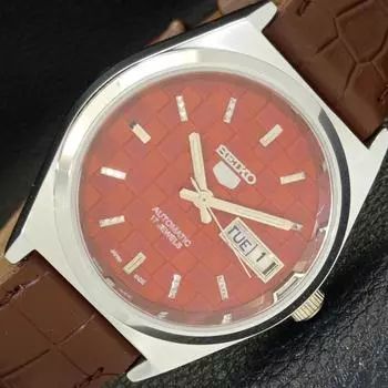 ВОССТАНОВЛЕННЫЕ АВТОМАТИЧЕСКИЕ МУЖСКИЕ ЧАСЫ SEIKO 5, СДЕЛАНО В ЯПОНИИ, КРАСНЫЙ ЦИФЕРБЛАТ, ИЗГОТОВЛЕНЫ НА ЗАКАЗ a440041-2 QV90-a440041