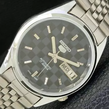 ВОССТАНОВЛЕННЫЕ МУЖСКИЕ ЧАСЫ SEIKO 5 AUTOMATIC, СДЕЛАНО В ЯПОНИИ, ЧЕРНЫЙ ЦИФЕРБЛАТ, ИЗГОТОВЛЕНЫ НА ЗАКАЗ a440135-2 QV90-a440135