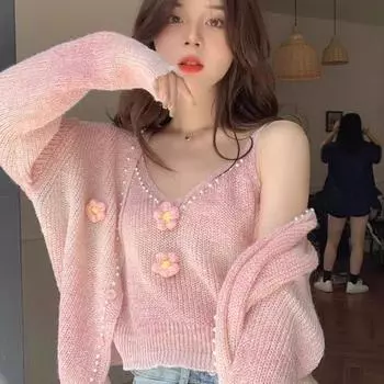 Возрастной комплект темперамента, свитер, розовое пальто, новинка 2023 года, вязаный кардиган с 3D цветами, висящая майка, комплект из двух предметов, свитер One Size розовый