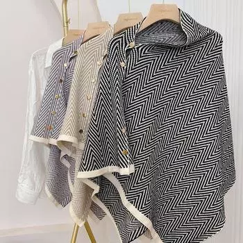 Вязаная летняя шаль с пряжкой для офисных работников, молодых офисных работников, шаль в этническом стиле, треугольный верх, тренд накидки One Size чёрный