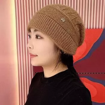 Вязаная полосатая шапка Bud осень/зима 2024 г. - двухслойная, толстая, теплая из беличьего флиса