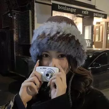 Вязаная шапка из меха кролика, теплая шерстяная шапка для осени и зимы, корейская версия, милая и симпатичная плюшевая защитная шапка-мешок для ушей M (56-58cm) elastic кофейный