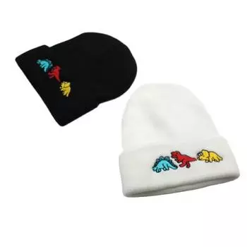 Вязаная шапка с изображением динозавра: Теплая шерстяная шапка без полей для катания на лыжах осенью и зимой One Size чёрный