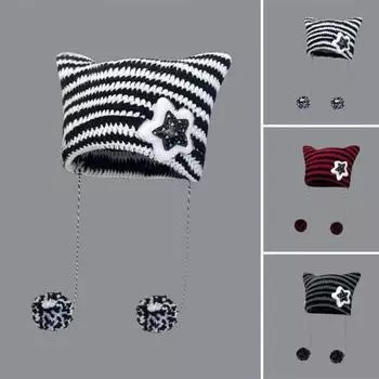 Вязаная шапка в японском стиле с кошачьими ушками и звездным полосатым принтом, осенне-зимняя теплая шапка с плюшевым шаром и подвеской красный