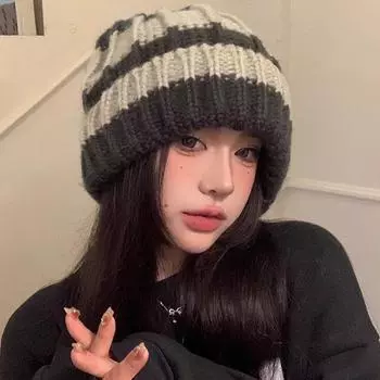 Вязаная шерстяная шапка детская осенне-зимняя плетеная утолщенная универсальная теплая и морозостойкая головной убор, защита ушей и бархат, чтобы показать маленькое лицо M56-58cm