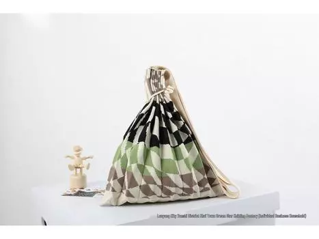 Вязаная сумка кроссбоди и на плечо в форме пельменя - Плиссированный дизайн «аккордеон» с цветными блоками 33x34 cm