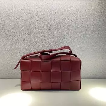 Вязаная сумка-подушка для женщин, новая сумка из натуральной кожи подмышкой, одно плечо, маленькая сумка через плечо, мягкая кожа, модная 28x15x10cm коричневый