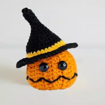 Вязаная тыква ручной работы на Хэллоуин с карточкой, шерстяная вязаная крючком игрушка-тыква, украшение на Хэллоуин для дома A