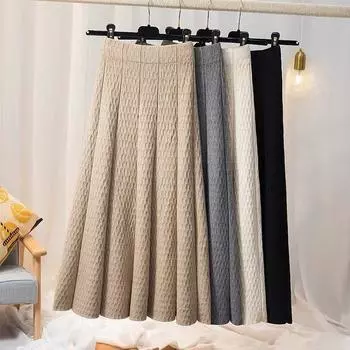 Вязаная юбка женская весна и осень 2023 новая юбка трапециевидной формы с высокой талией плиссированная юбка зимняя шерстяная однотонная юбка женская средней длины One Size чёрный