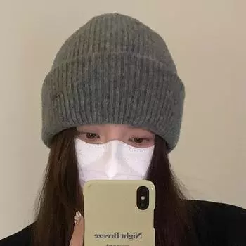 Вязаные шапки для женщин, маленькое лицо осенью и зимой, теплые шерстяные шапки, многоярусные шапки, большая окружность головы, серые лысые шапки, универсальные One size чёрный