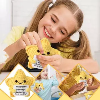 Вязаные вручную куклы-звезды, новые любимцы модных и милых вещей, подарят вам новый опыт модного и очаровательного веселья. One Size