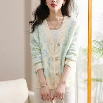 Вязаный кардиган осень-зима повседневный жаккардовый с V-образным вырезом и длинными рукавами свободный вязаный женский свитер удобный универсальный и модный One Size светло-розовый