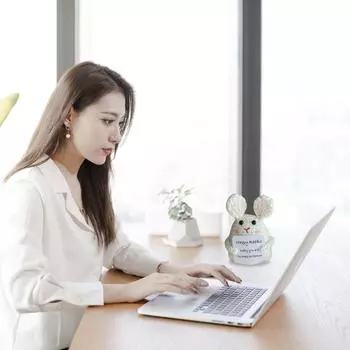 Вязаный милый кролик, подвесной автомобиль, украшение для рабочего стола, подарок для семьи и дома в виде вязаного крючком A