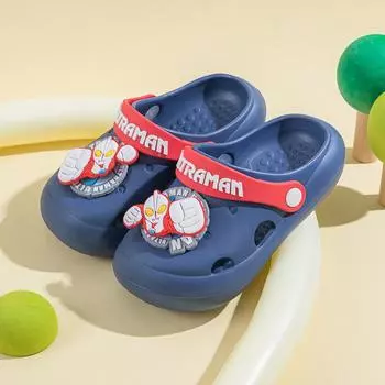 Вращающиеся детские туфли с изображением мультяшного Ультрамена, летняя новая домашняя одежда 2025 года, классные тапочки для мальчиков с мягкой подошвой 160 [recommended foot length 15cm]