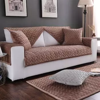 Всесезонная универсальная короткая плюшевая подушка для дивана, утолщенный нескользящий чехол, тканевая подушка, полный комплект, универсальный чехол для дивана с защитой от кошачьих царапин 70*70 розовый