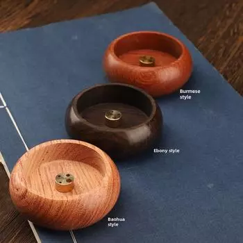 Вставка аромата из цельного дерева Мини круглая благовонная печь для помещений из грушевого дерева с несколькими отверстиями для благовоний Zen