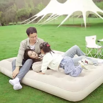 Встроенный насос, автоматическое надувание и сдувание матраса, подходит как для домашнего, так и для уличного использования, с мягкой и приятной для кожи плюшевой тканью
