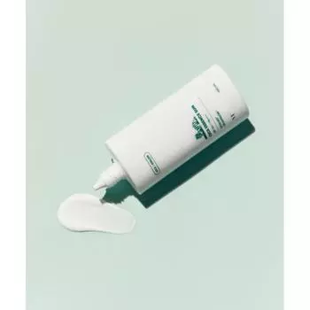 Vt Cosmetics Vt Cica Essence Sun 100 мл FREE