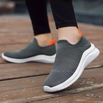 Vulcanized Shoes Women Men Sneakers Slip on Casual Shoes Men Loafers 2025 New Walking Couple Footwear 35
