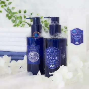 Выберите 1 из 2 видов парфюмированного геля для мытья рук LOiViE Peony and White Musk Perfume