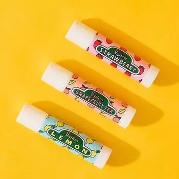 Выберите 1 из 3 бальзамов для губ Mentholatum Lip Ice grapefruit tea