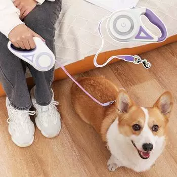 Выдвижной поводок для домашних животных с несколькими режимами освещения и нескользящей ручкой, поводок для дрессировки собак длиной 16,4 фута, аксессуар для прогулок на открытом воздухе фиолетовый