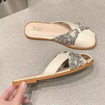 Вышитые сращенные женские туфли тапочки для женщин летние мюли сексуальные низкие тапочки с закрытым носком на плоской резине 35