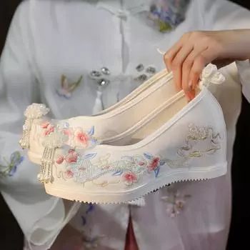 Вышитые туфли с жемчужной отделкой, внутренняя высота увеличивается на 6 см, деформированная головная часть, обувь в древнем этническом стиле, обувь ханьфу 34