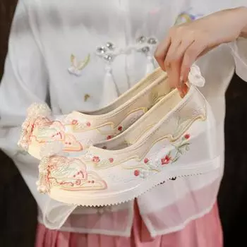 Вышитые туфли в стиле ханьфу с внутренней частью ханьфу, увеличивающей высоту в стиле ханьфу 34