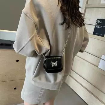 Высокая ниша мини-сумка женская 2024 новая модная сумка-мессенджер с цепочкой интернет-знаменитость супер популярная сумка-седло серебряный