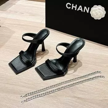 Высокие каблуки 2024 весна и лето новые босоножки женские с открытым носком на шпильке с цепочкой и сексуальным черным верхом крутые тапочки 34