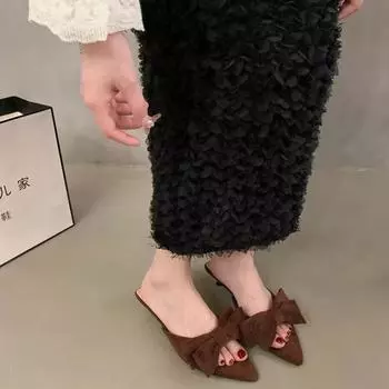 Высокие каблуки Тонкие каблуки Современные тапочки Цветочные однотонные женские туфли Высококачественные летние уличные сексуальные женские тапочки Chinelos 35