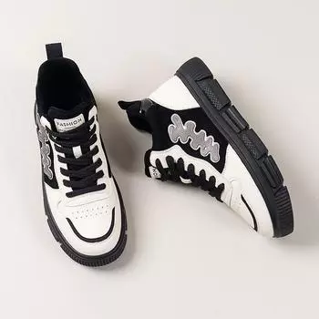 Высокие спортивные женские туфли на платформе большого размера 2025 года, новые ретро-повседневные туфли со шнуровкой и круглым носком в европейском и американском стиле для пар 35 чёрный