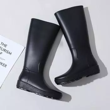 Высокие женские дождевые сапоги из ПВХ с покатым каблуком Мягкие сапоги для верховой езды Длинные резиновые сапоги для воды Женские резиновые сапоги 36 чёрный