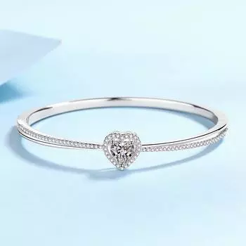 Высокое качество S925 Серебряный браслет из муассанита для женщин Свежий и сладкий Pt950 позолоченный браслет в форме сердца 24CM