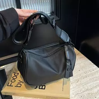 Высококачественная и нишевая маленькая женская сумка 2024. Новая модная и досуговая сумка через плечо на одно плечо, универсальная сумка для пельменей New Moon