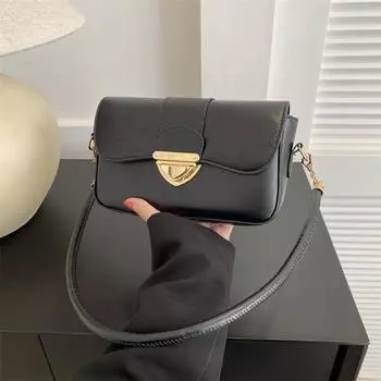 Высококачественная маленькая женская сумка 2024 года, новая модная сумка-мессенджер в стиле ретро, нишевый дизайн, сумка через плечо подмышкой белый