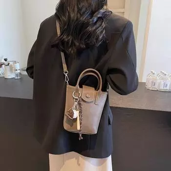 Высококачественная модная сумка 2024 года, новая нишевая дизайнерская сумка-мессенджер в стиле ретро, сумка-ведро для поездок на работу