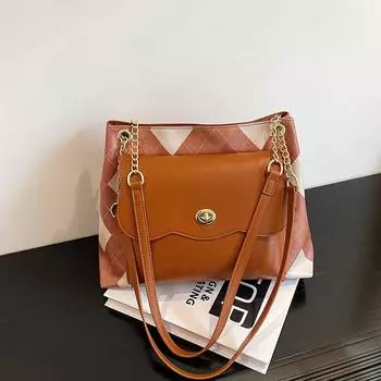 Высококачественная нишевая сумка с ромбовидной сеткой для женщин 2023 года, новая модная сумка через плечо с цепочкой, модная сумка-ведро на одно плечо