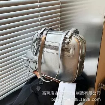 Высококачественная нишевая женская сумка 2024 года, новая модная сумка через плечо, женская портативная маленькая квадратная сумка