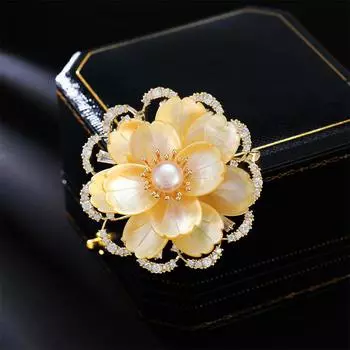 Высококачественная тяжелая промышленность пресноводный жемчуг золотая ракушка пион брошь женский антилегкий темперамент элегантный костюм пальто корсаж золотой