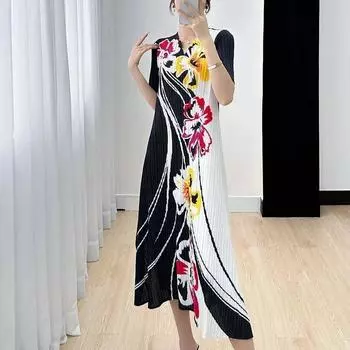 Высококачественное ретро-платье средней длины с принтом, благородная дама, элегантный темперамент матери, плиссированное платье, женщина M чёрный