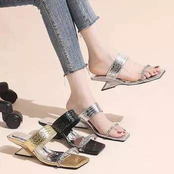 Высококачественные босоножки на высоком каблуке со стразами, французские темпераментные шлепанцы, женская обувь 2024 года, новые летние босоножки на высоком каблуке 35 серебряный
