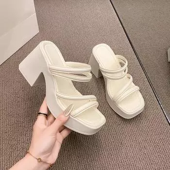 Высококачественные классные тапочки женские летние 2024 года, новые интернет-знаменитости, стиль феи, мода и удобная одежда, толстые босоножки на высоком каблуке 35 бежевый