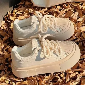 Высококачественные маленькие белые туфли женские 2024 новые популярные парусиновые туфли на платформе, износостойкие повседневные спортивные туфли с ракушкой 35