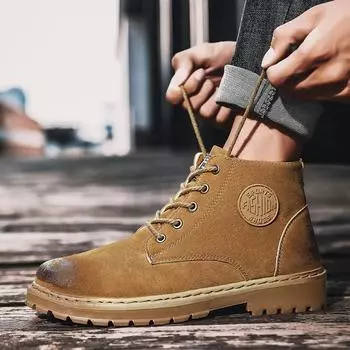 Высококачественные мужские байкерские ботинки, рабочие ботинки, повседневная обувь, высокие зимние ботинки, модные универсальные нескользящие износостойкие плюшевые мужские рабочие ботинки 39 чёрный
