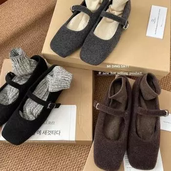 Высококачественные пушистые туфли в зарубежном стиле для верхней женской одежды, новинка 2025 года на осень и зиму, французские ретро-темпераментные туфли Мэри Джейн на плоской подошве 35 коричневый