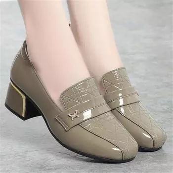 Высококачественные туфли-лодочки для женщин однотонные на толстом каблуке из мягкой кожи лакированная кожа британские женские туфли с круглым носком на высоком каблуке 34