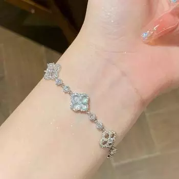 Высококачественный браслет класса люкс с четырьмя листами клевера и цирконием, регулируемый браслет, универсальный женский аксессуар для рук серебряный